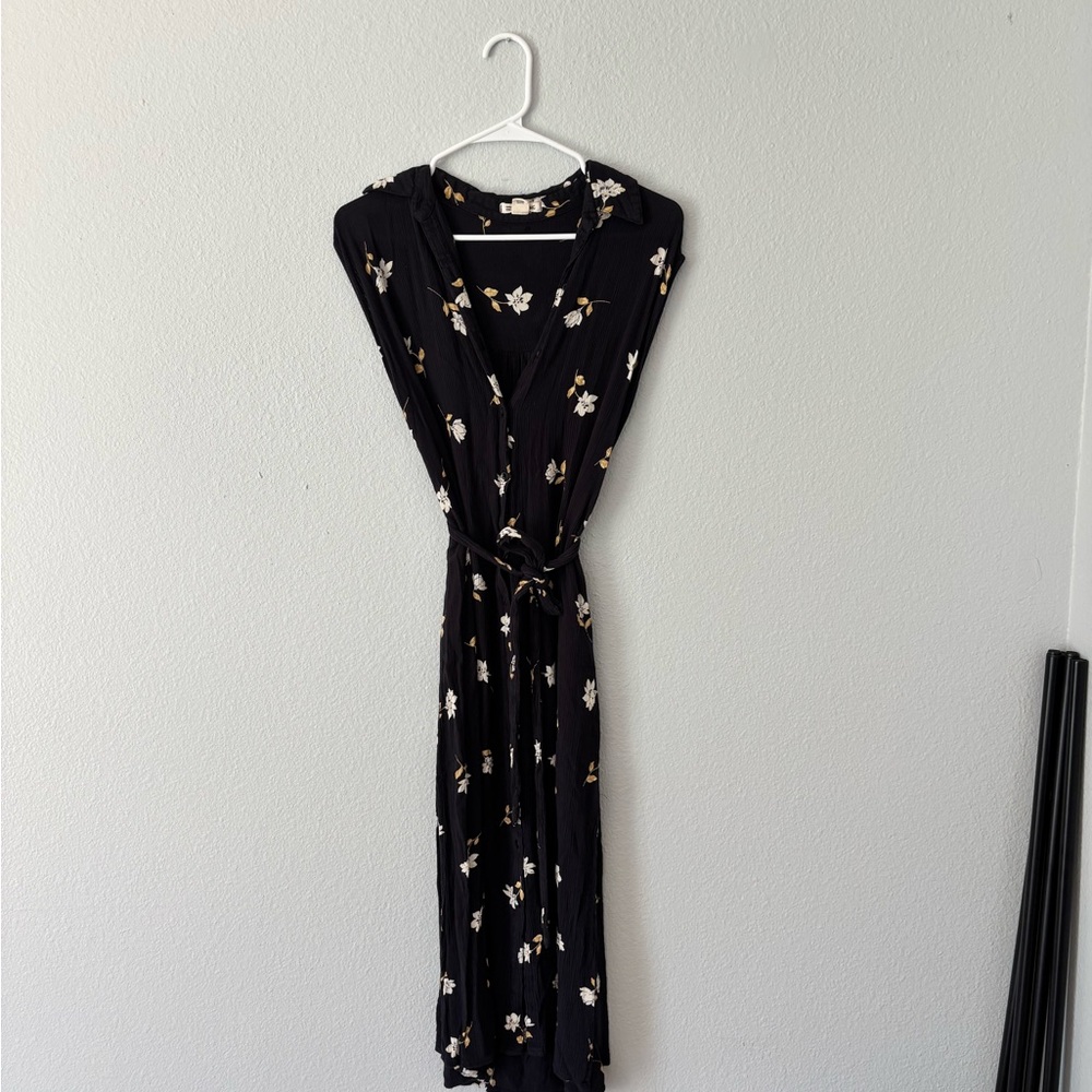 Billabong Black Floral Midi Dress